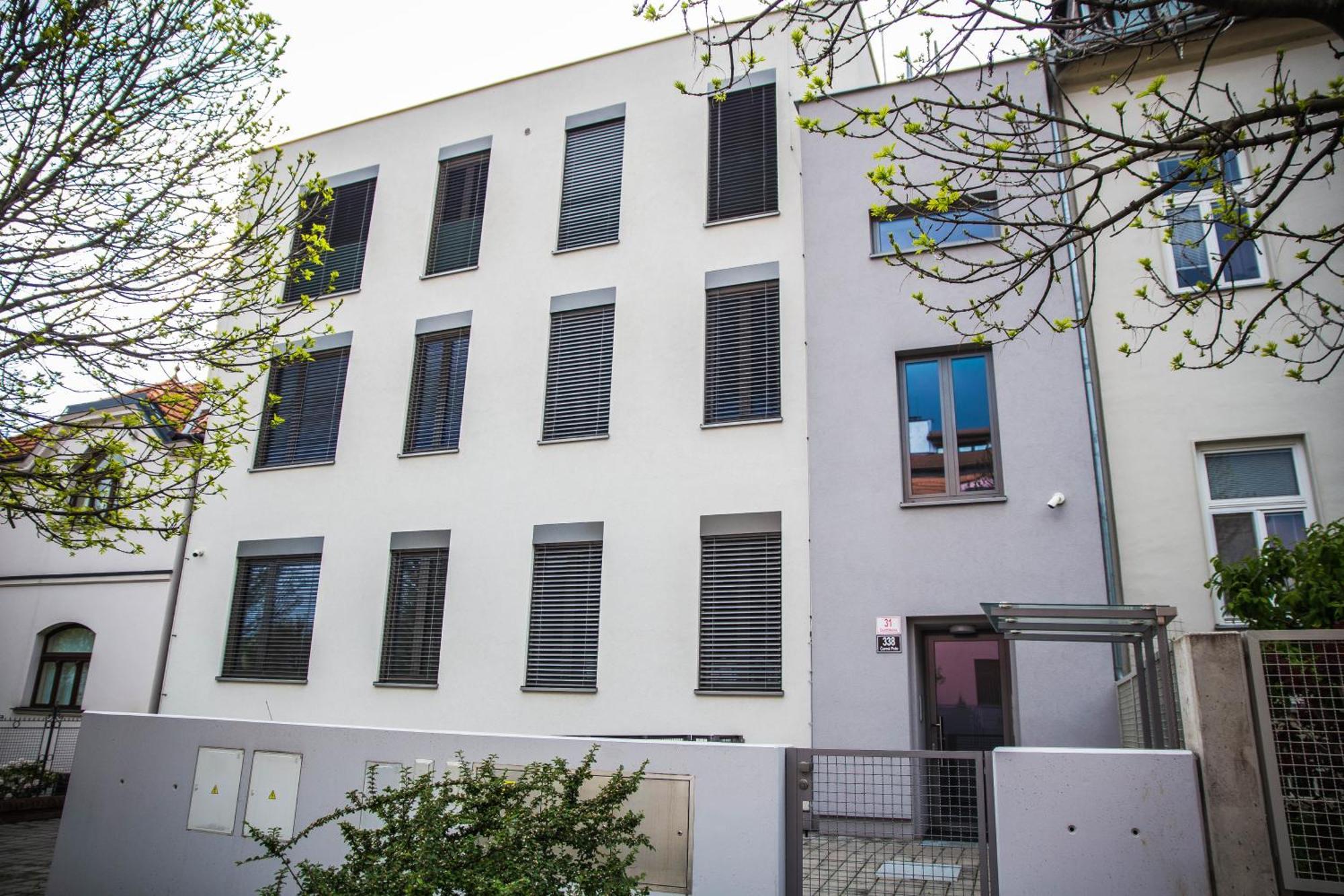 Black Field Apartment Brno Zewnętrze zdjęcie